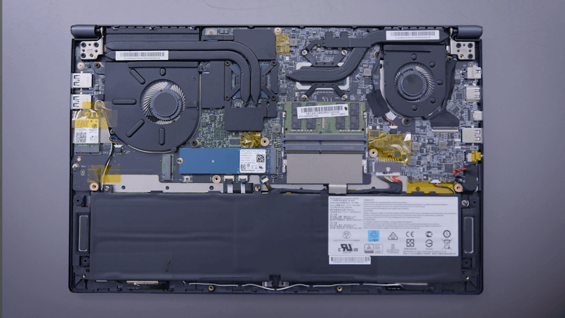 MSI PS63 Internal